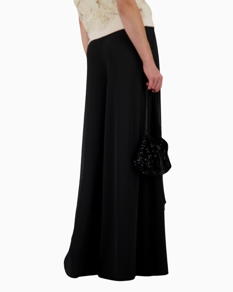 Monari Palazzo Trousers in black wide-leg detail