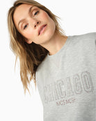 Close up view of O-neck sweatshirt in soft viscose blend