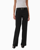 My Essential Wardrobe Lara 115 wide leg denim jeans front view on woman – Áines Boutique