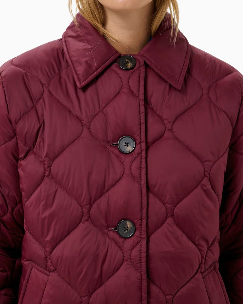 My Essential Wardrobe CarinePW Outerwear in Port spread collar detail
