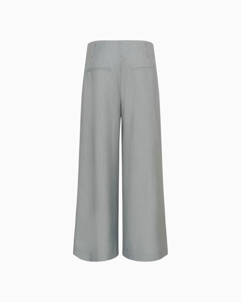 My Essential Wardrobe Hanna Luna High Wide Pant light grey back pocket detail