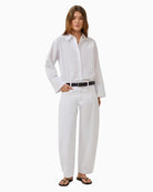 My Essential Wardrobe Hottie barrel jeans white front view high waist with matching shirt