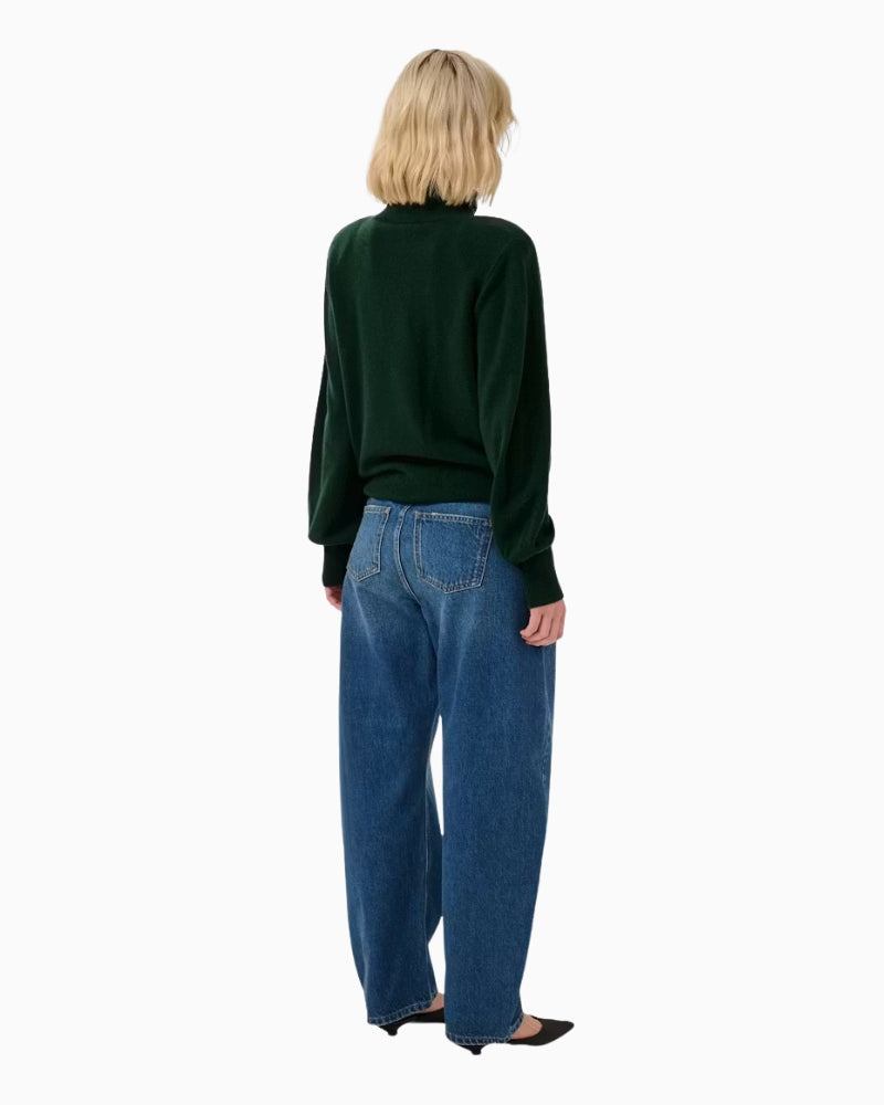 My Essential Wardrobe Jola Rollneck Pullover in Green back view