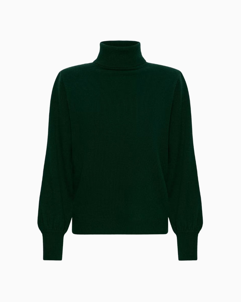 My Essential Wardrobe Jola Rollneck Pullover in Green fabric detail
