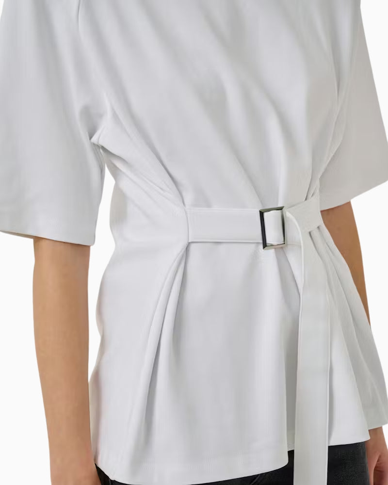 My Essential Wardrobe MWApir T-shirt white belt detail