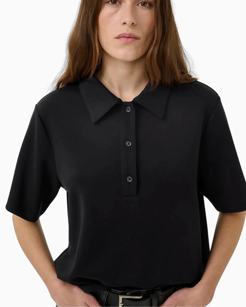 My Essential Wardrobe MWHelle Polo Tee collar detail