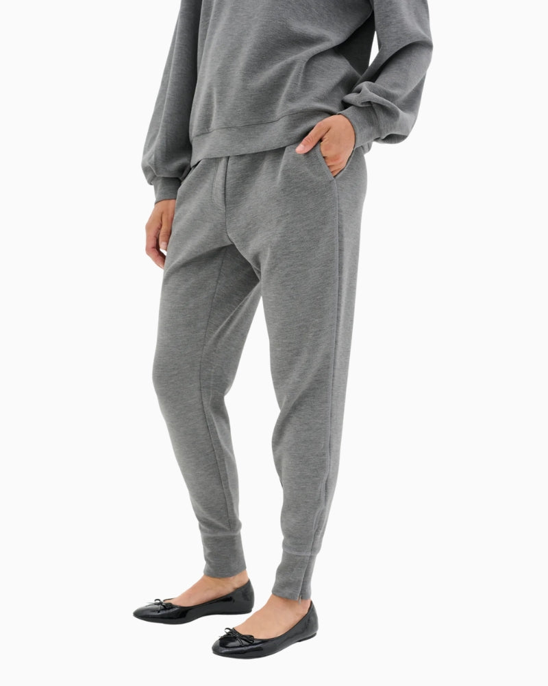 My Essential Wardrobe The Sweat Pant in Grey side view