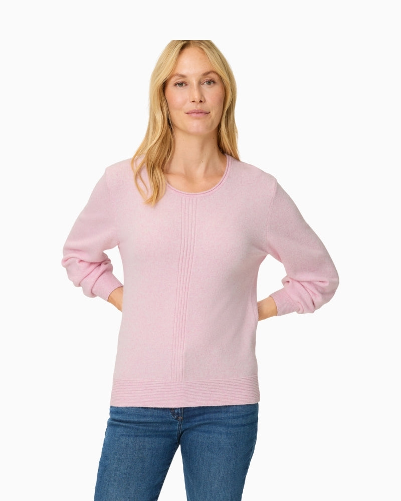 Woman wearing Olsen soft pink fine knit pullover front view – Áines Boutique