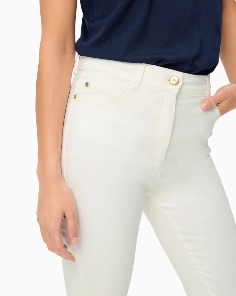 Olsen Cropped Slim Pant light beige pocket detail
