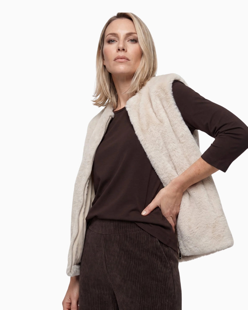 Olsen Faux Fur Zip Gilet in beige zip fastening detail