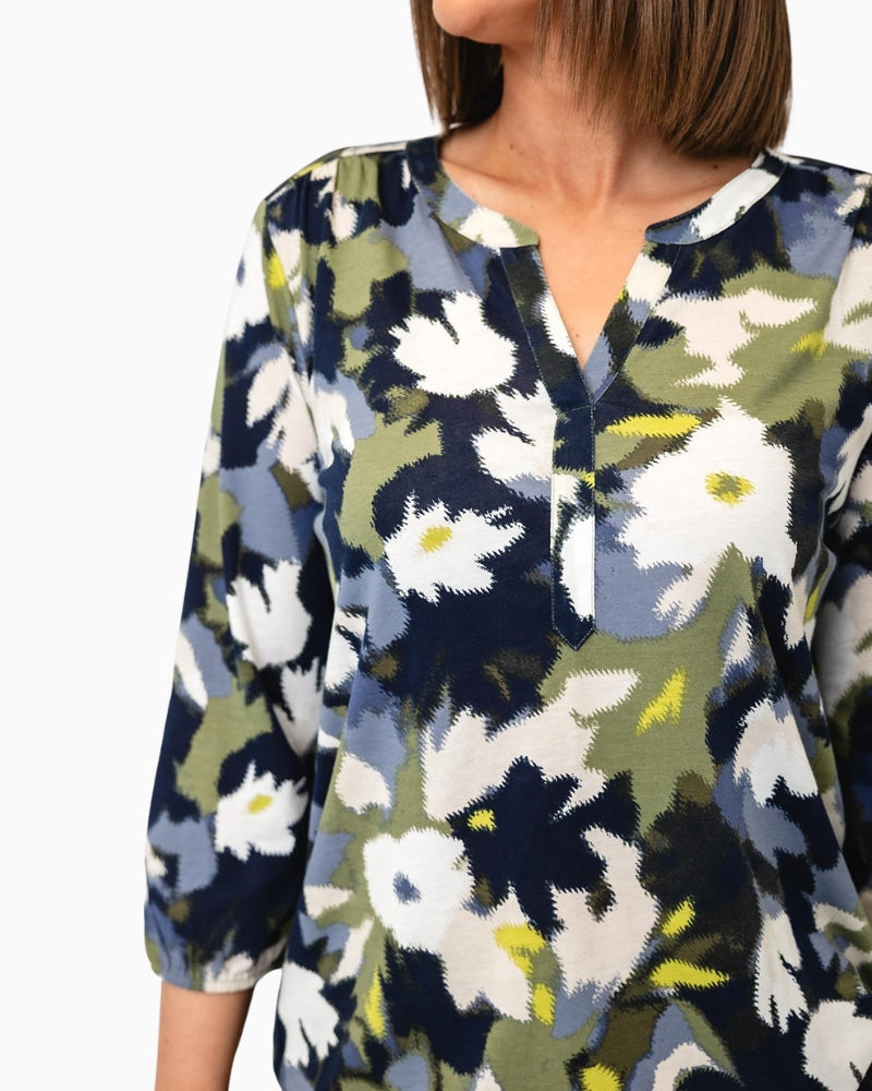 Olsen Long Sleeve T-Shirt in Green neckline detail