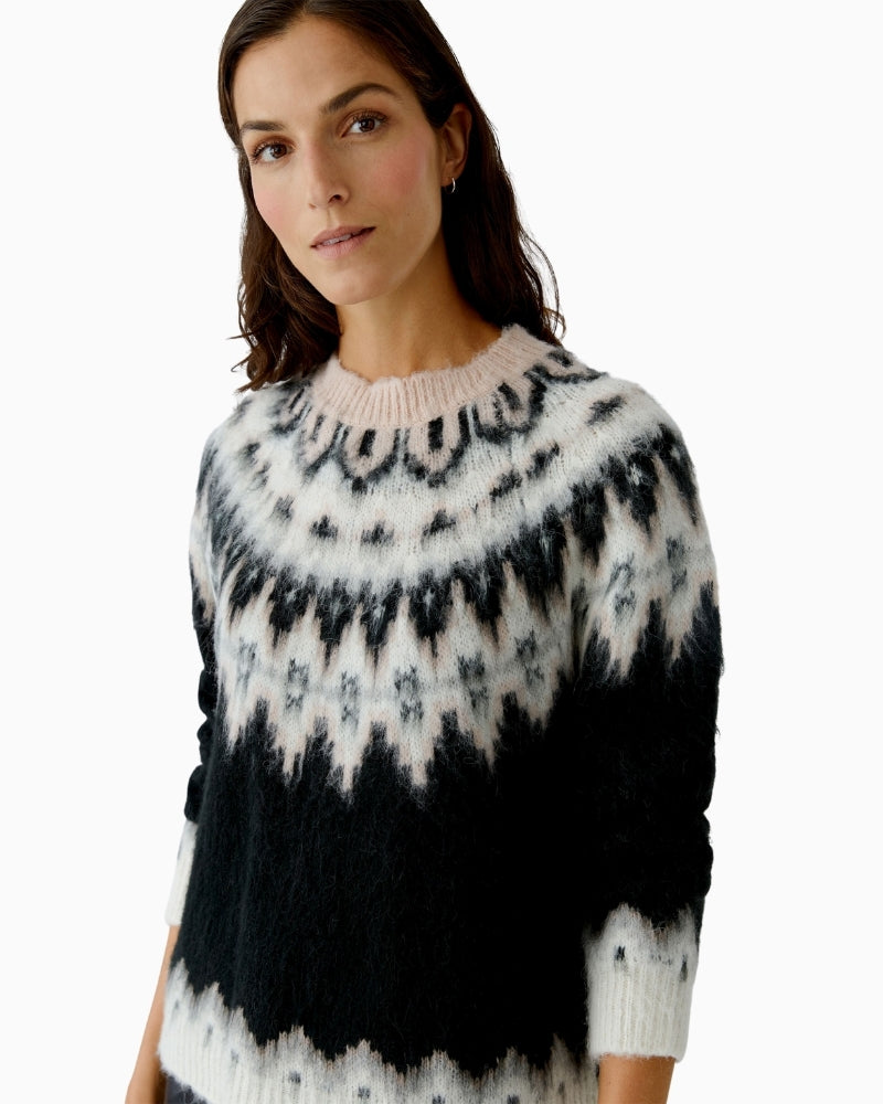 Fluffy knit black pullover for layering, made with soft alpaca blend