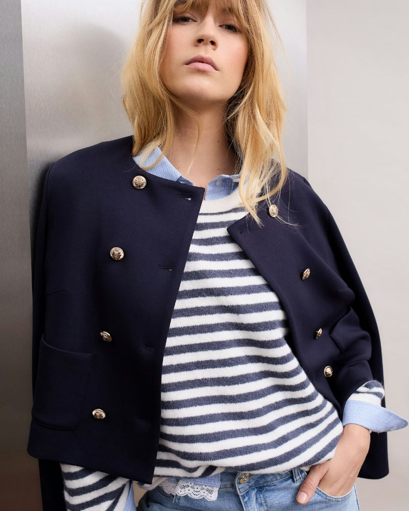 Woman wearing Oui checked shirt blouse blue and white – Áines Boutique