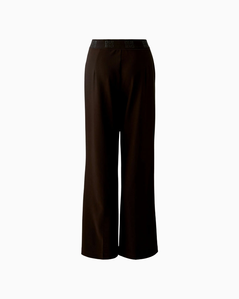 Back view of Oui trousers in technical stretch fabric