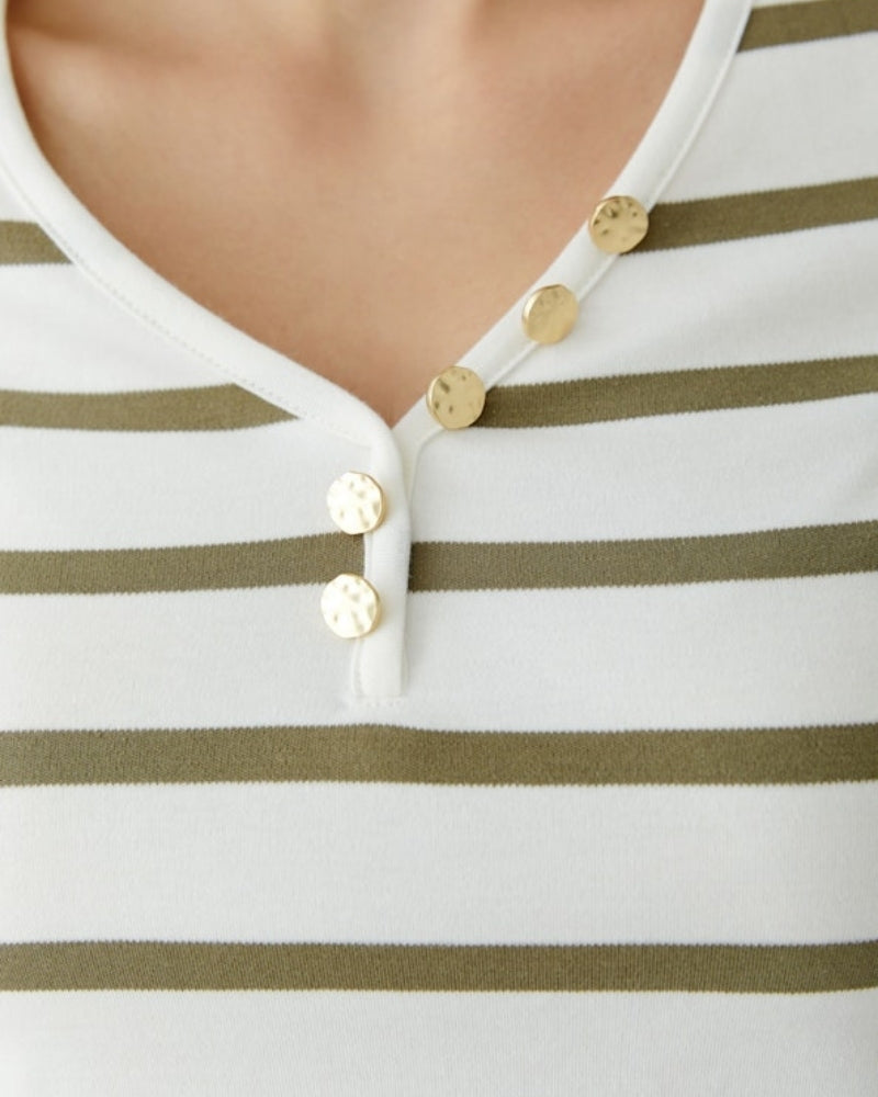 Oui T-shirt serafino neckline button detail – Áines Boutique