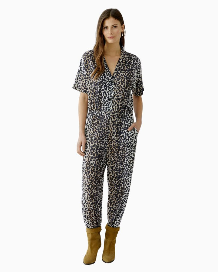 Oui leopard print jumpsuit in silky fabric with lapel collar and button front