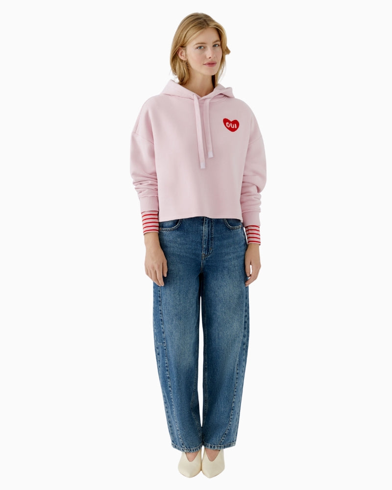 Oui casual sweatshirt in mauve styled with light wash jeans