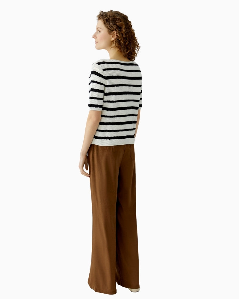 Oui stripe pullover white and black back view – Áines Boutique