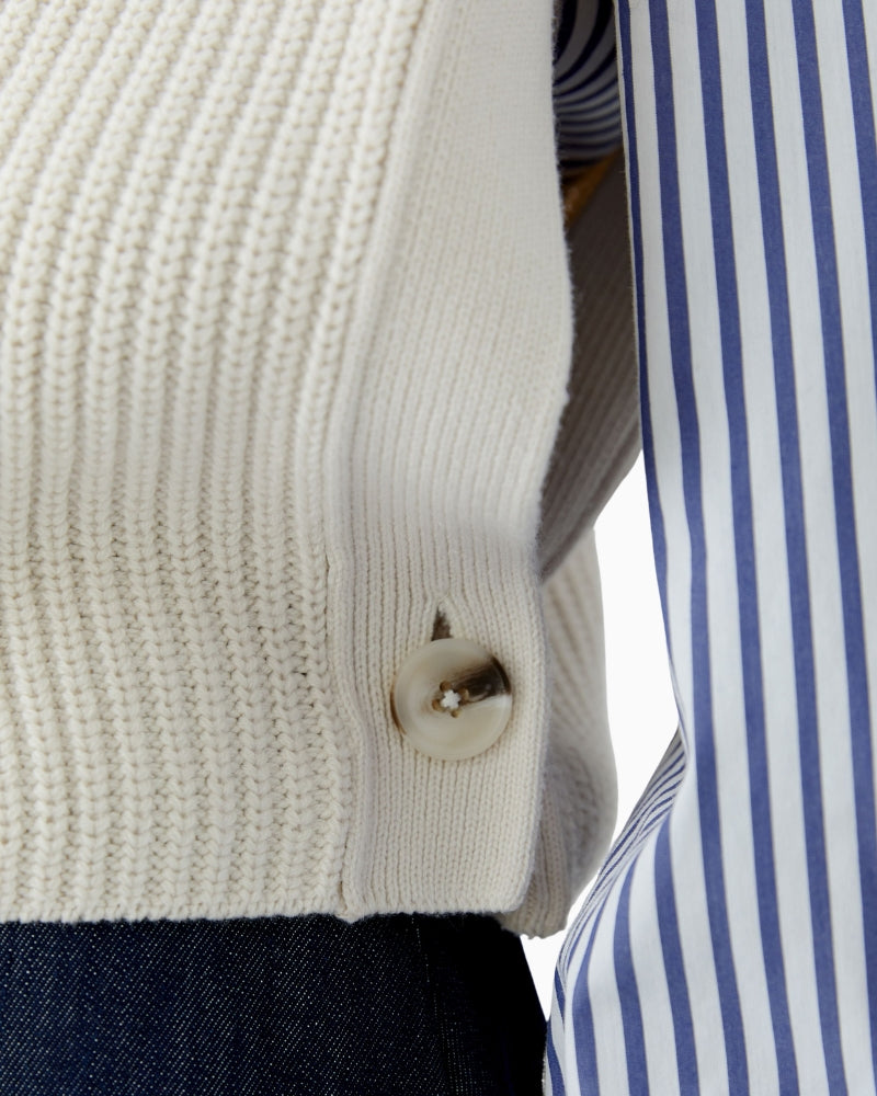 Oui 1/2 Zip Vest in Off White button detail