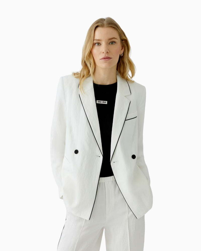 Oui Blazer in Off White double-breasted front detail