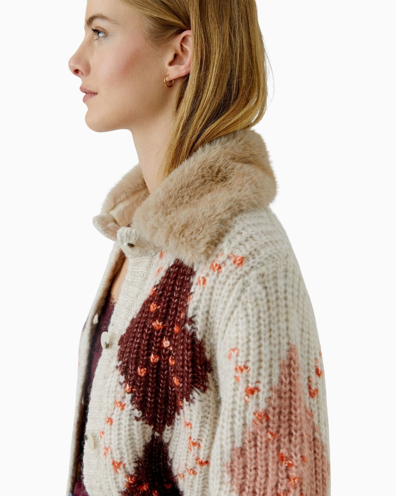 Oui Cardigan With Faux Fur Collar in Cream side view