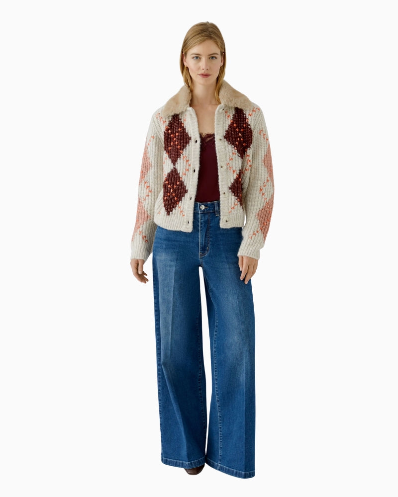 Oui Cardigan With Faux Fur Collar in Cream styled view