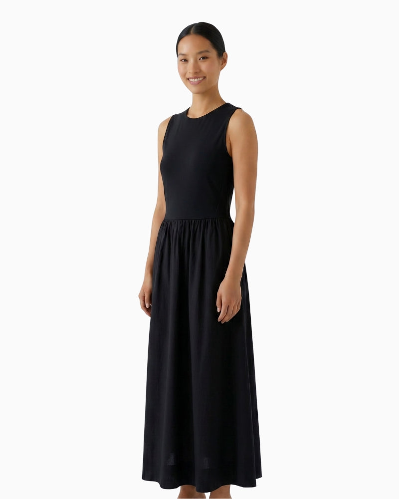Oui Maxi Dress in black side view