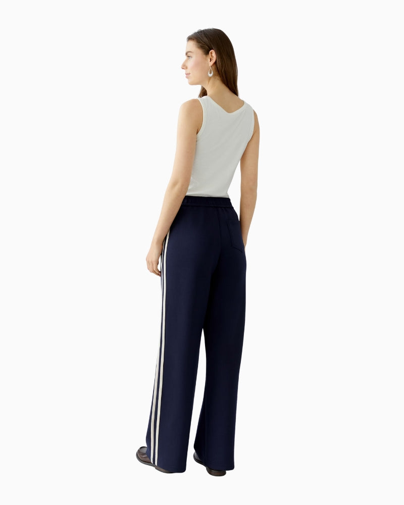 Back view with patch pocket detail