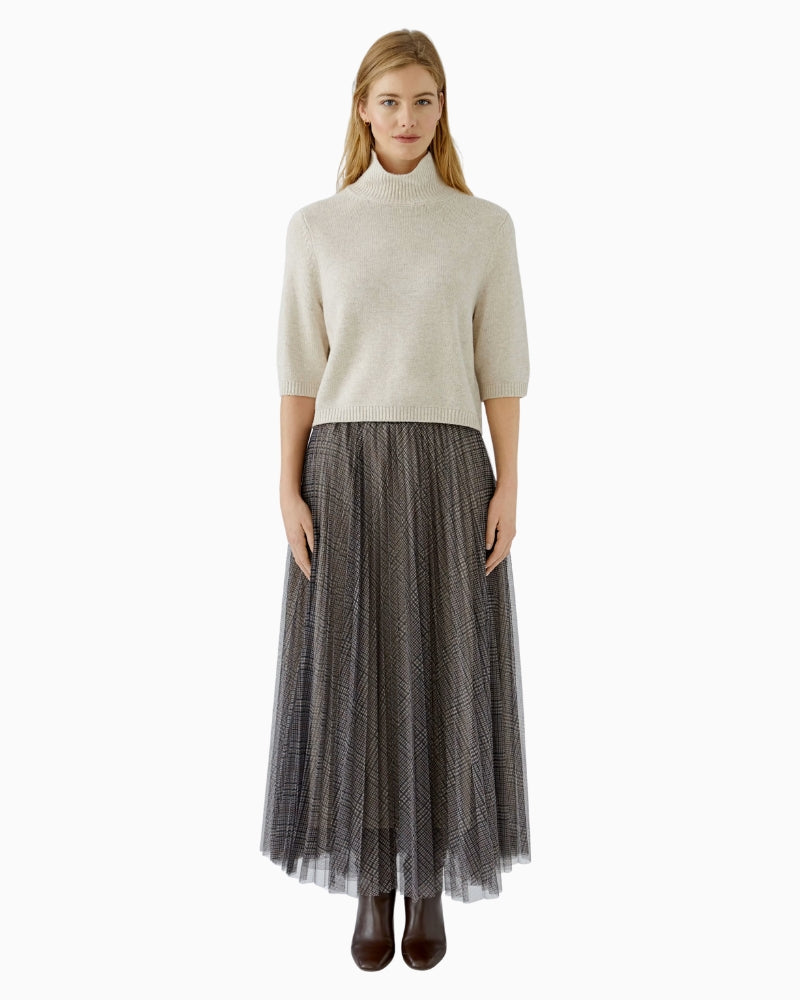 Oui Poloneck Pullover in light beige styled view