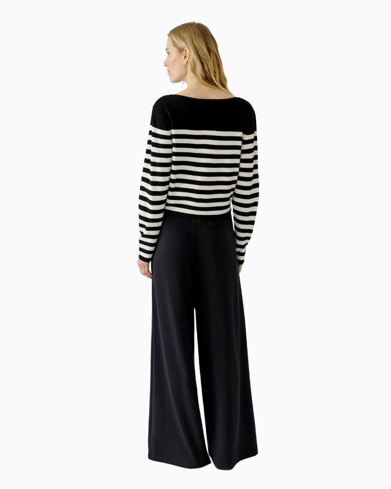 Oui Pullover in black and off-white back view