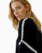 Oui Pullover in black embroidered seam detail