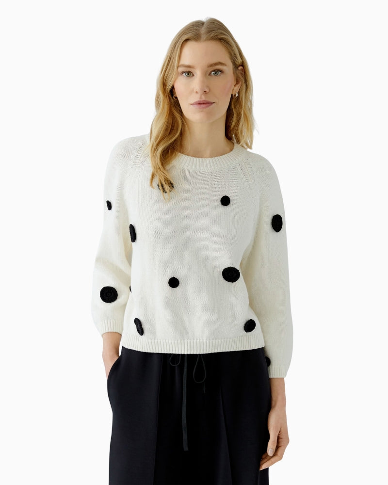 Oui Pullover in white and black knit texture detail