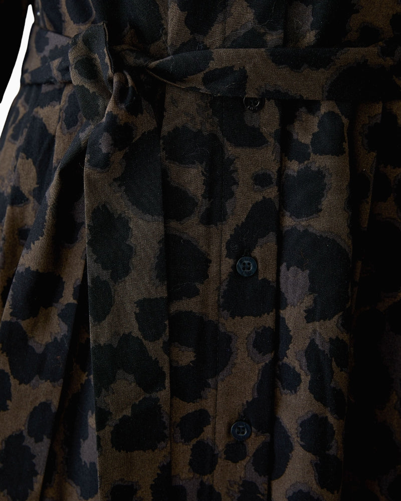 Oui Shirt Dress in Leopard waist tie detail
