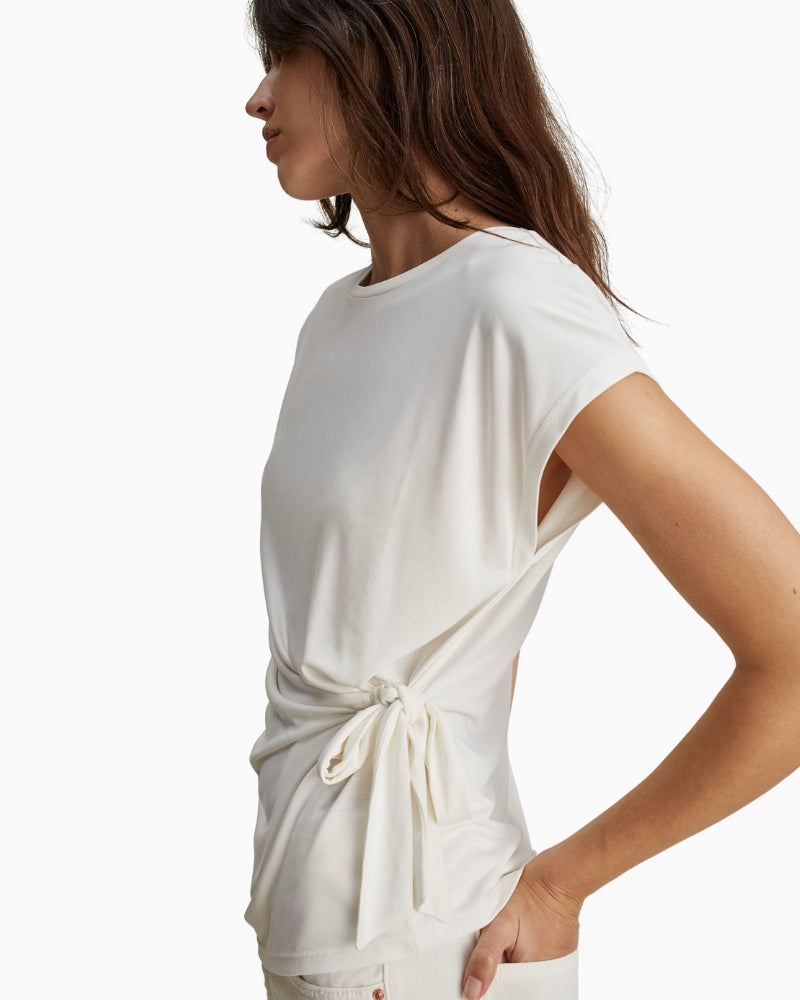 Oui T-Shirt in Cloud Dancer side view