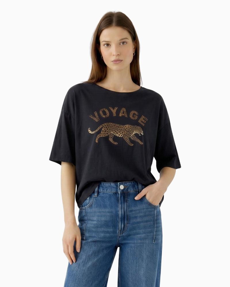 Oui Voyage T-Shirt in Washed Black front view