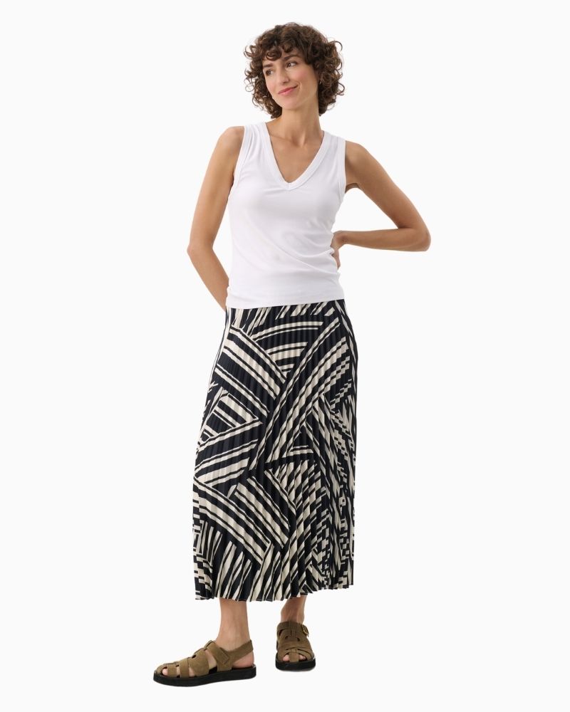 Part Two - Nikkia Top