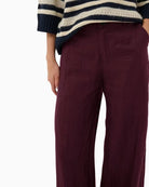 Part Two Ninnes linen trousers close up view – Áines Boutique