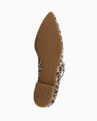 Back of Paul Green ballerina flats in soft velvety leather with pointed toe and strap