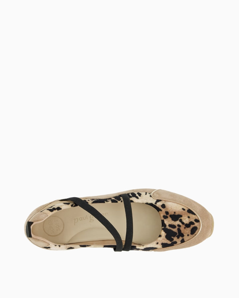 Paul Green Ballet Pump sand stitching and upper detail