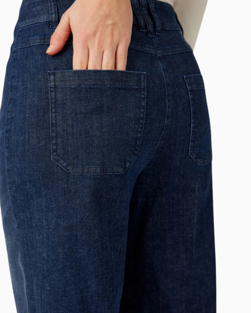 Robell Debby 09 Jeans in Dark Denim pocket detail