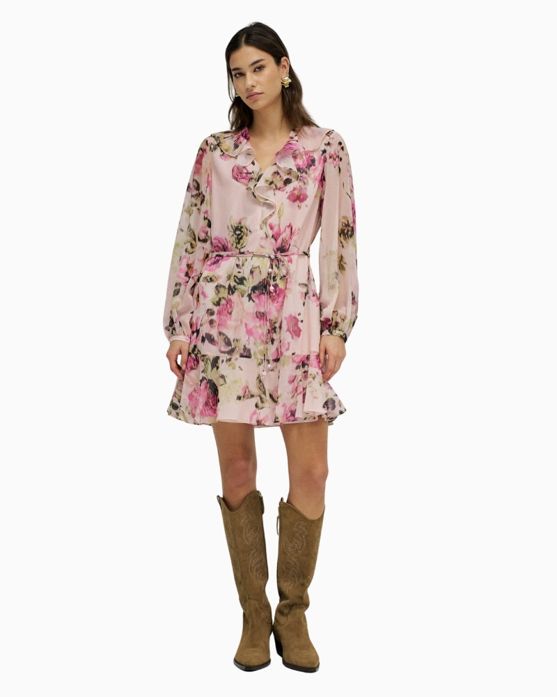Woman wearing Salsa floral dress pink – Áines Boutique