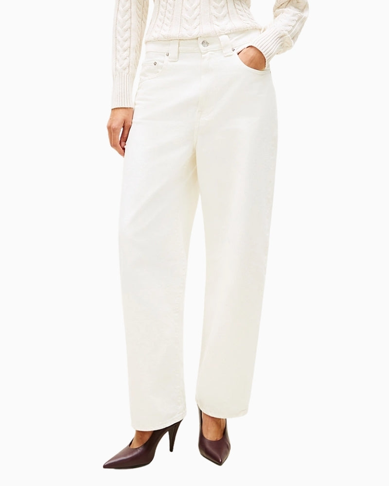 Front view of Tommy Hilfiger white barrel leg jeans with mid-rise waist