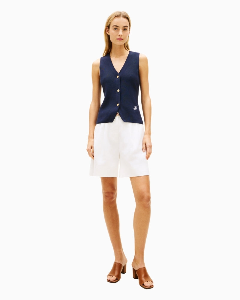 Woman wearing Tommy Hilfiger cotton slim knit vest navy full length – Áines Boutique