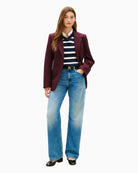 Tommy Hilfiger loose straight jeans styled with flats – Áines Boutique
