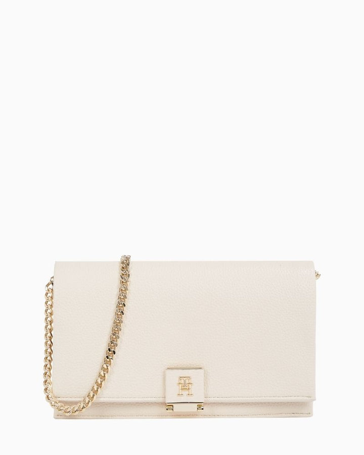 Tommy Hilfiger - Her Flap With Chain 