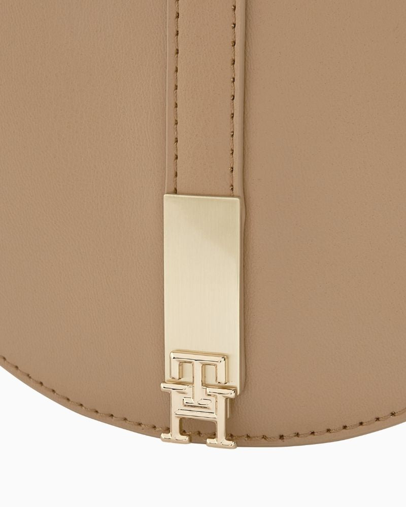 Tommy Hilfiger - Heritage Saddle Bag