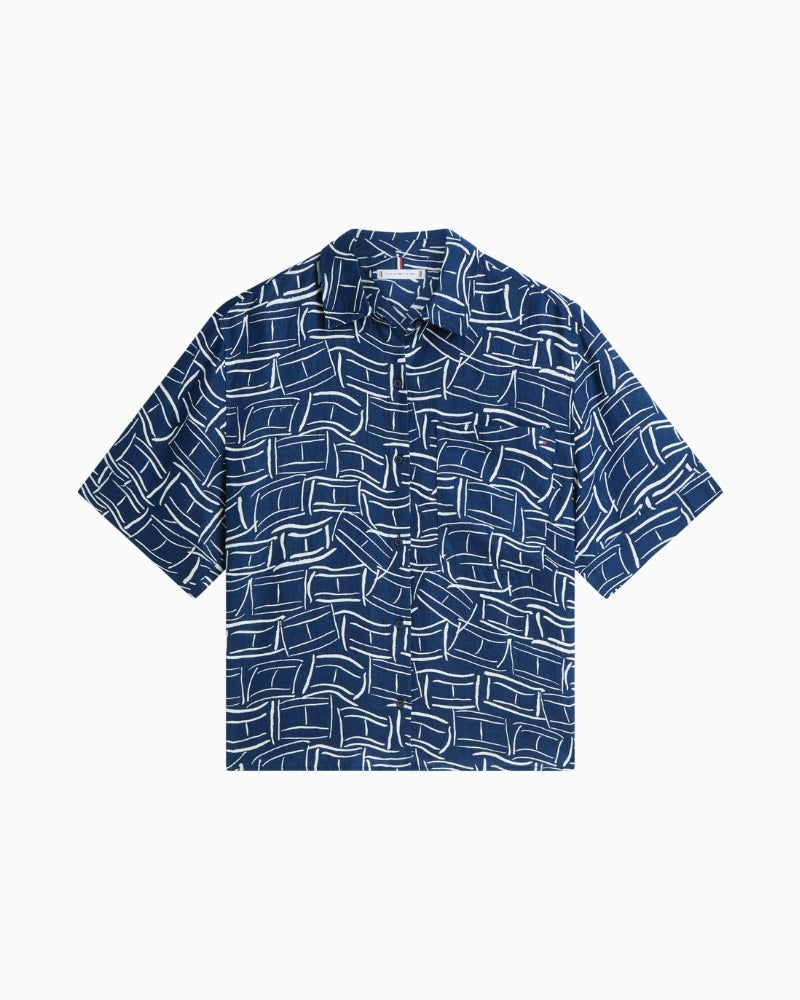Graphic print detail on navy linen shirt – Áines Boutique