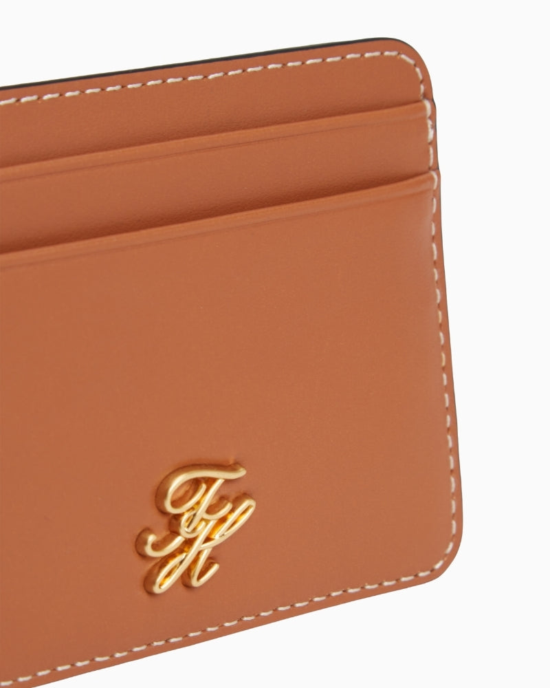 Tommy Hilfiger TH Script leather card holder tan logo detail – Áines Boutique