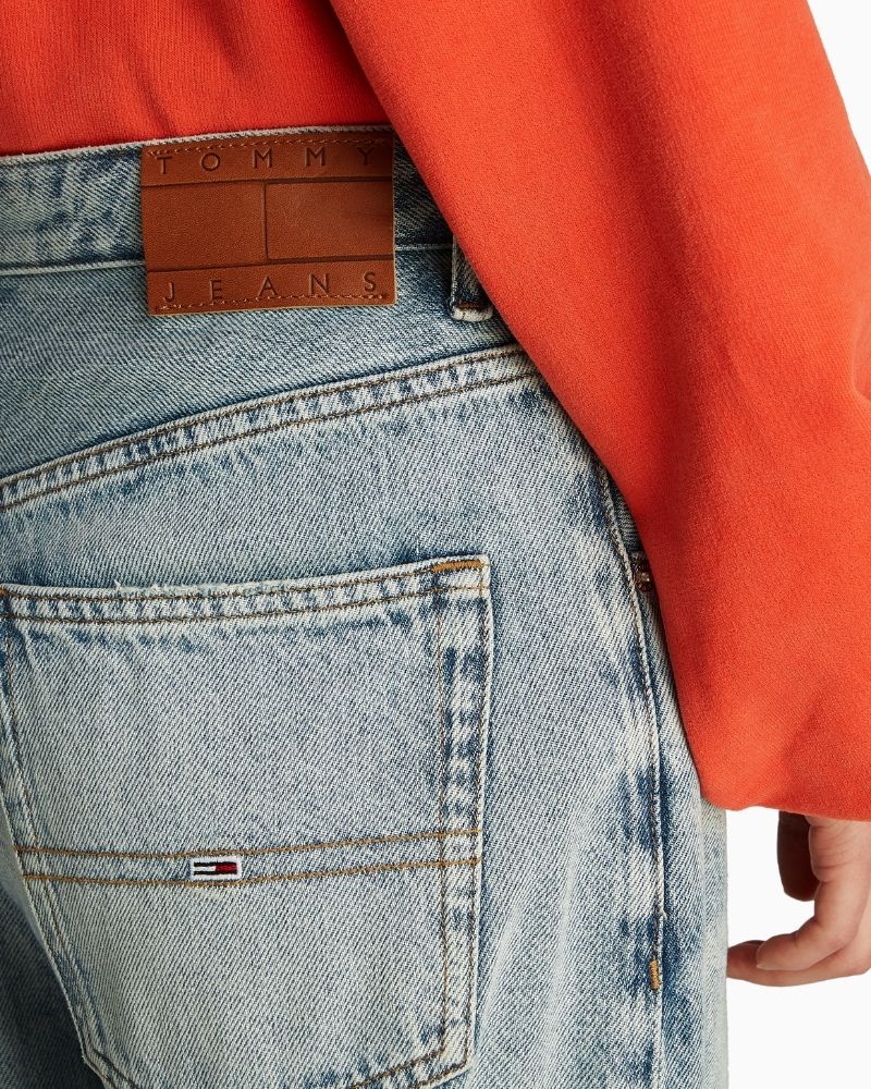 Tommy Jeans - Charlie Mid Rise Loose Jeans