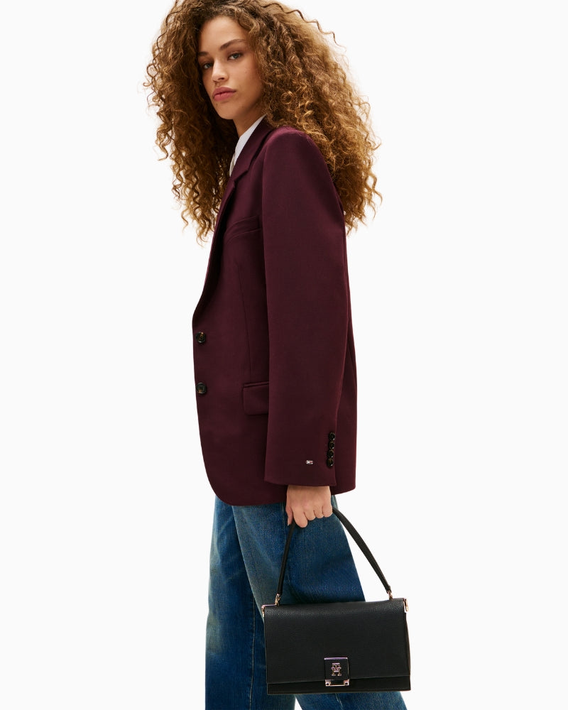 Tommy Hilfiger Her Medium Crossover Bag in Black front view